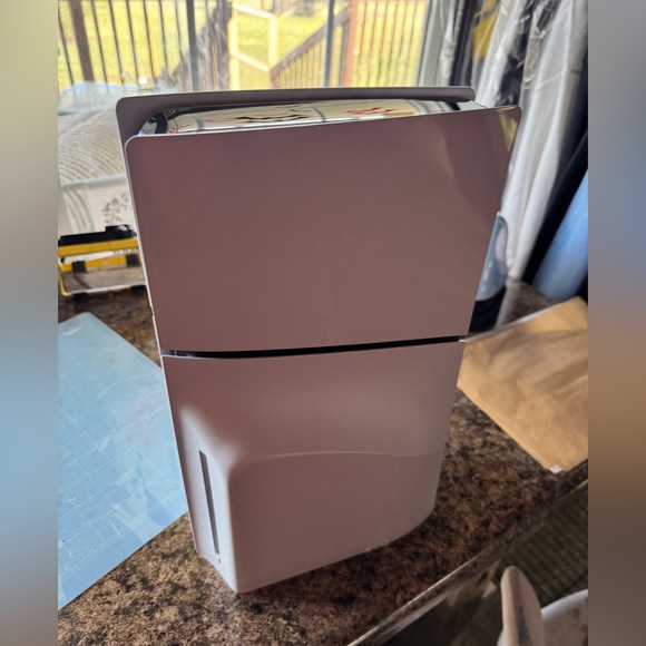 PlayStation 5 - Picture 4 of 5